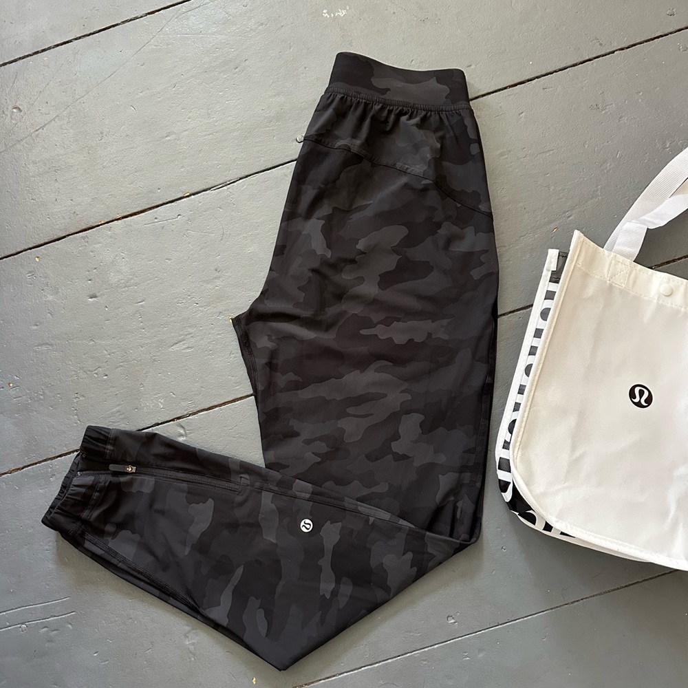 lululemon Women’s Camo Joggers